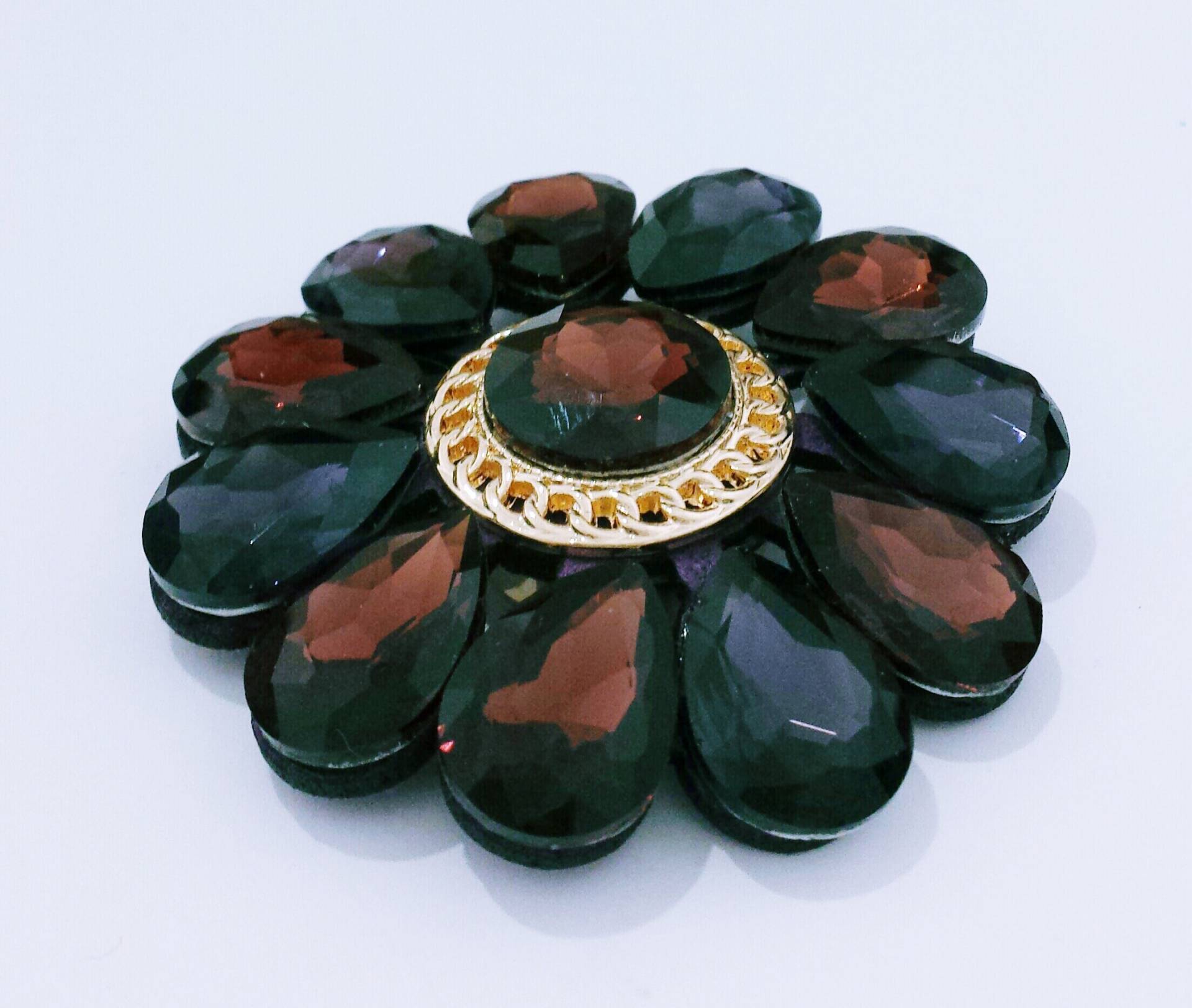 Magnet Brosche Mit Kristallen Magnet Brosche Mit Kristallen von artincartogioielli