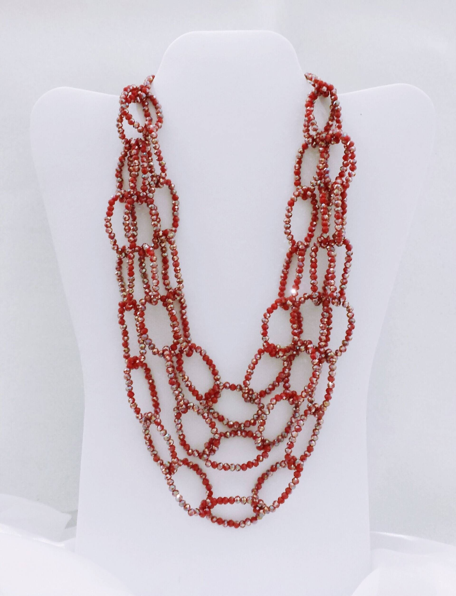 Mehrreihige Halskette Mit „Rosso Imperatora"-Kristallovalen Mehrreihige Halskette Mit „Rosso Imperatora"-Kristallovalen von artincartogioielli