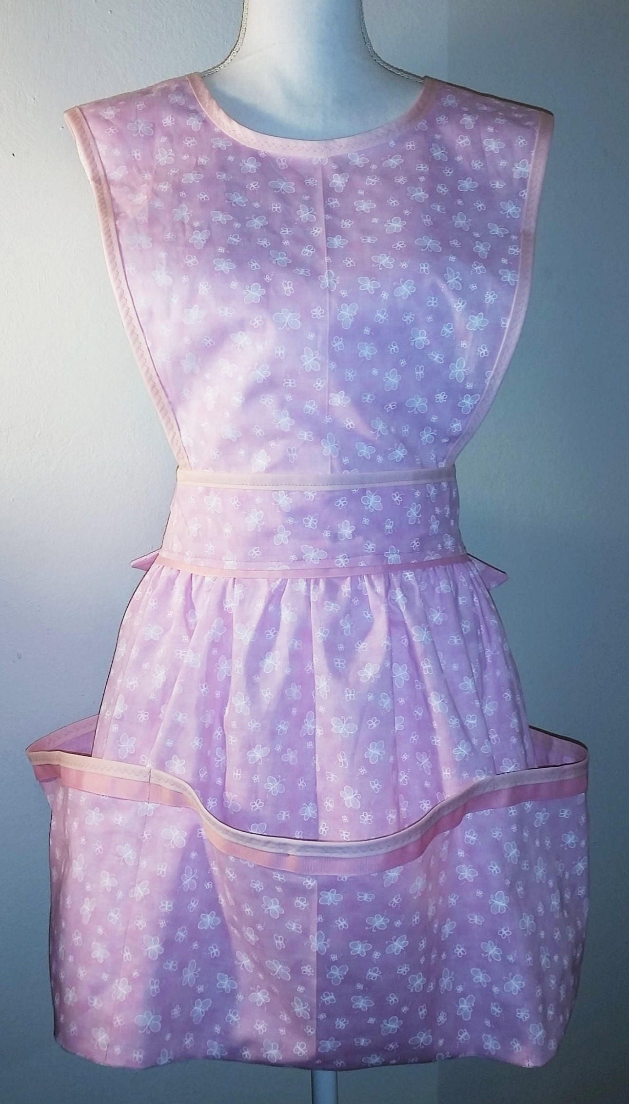 Rosa Betty White Schürze Rosa Betty White Schürze von artisanaprons