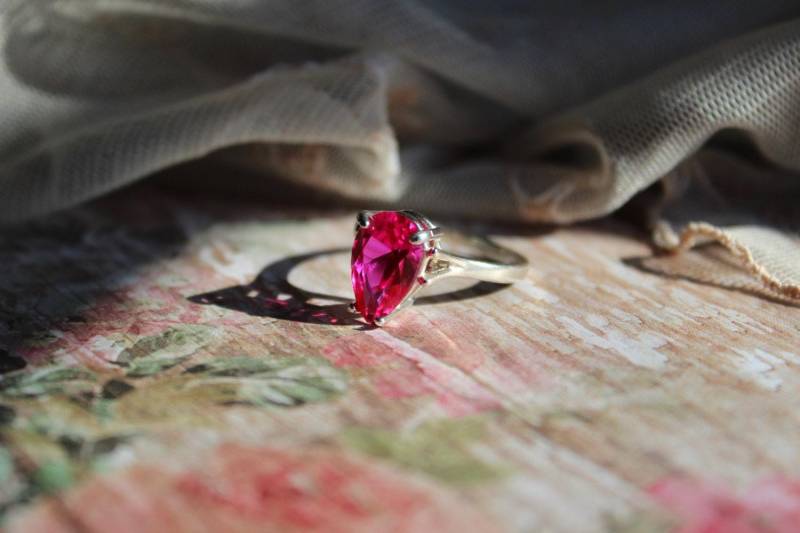 Pink Saphir Ring, Sterling Silber 12 X 8 Mm Größe 5, 5 Edelstein Barbiecore, Versprechen Atemberaubend von artistiquejewelry