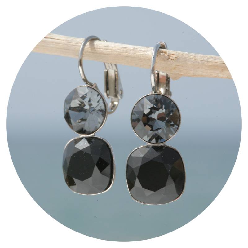 Artjany Ohrring Swarovski Kristall Jet Silvernight Cushion Cut Silber von artjany