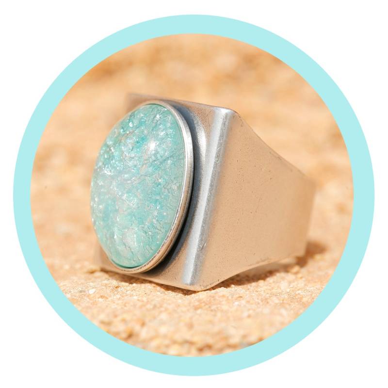 Artjany Ring Cabochon Oval Mint Patina Silber von artjany