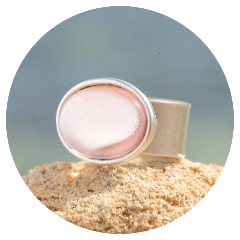 Artjany Ring Cabochon Oval Rosa Silber von artjany