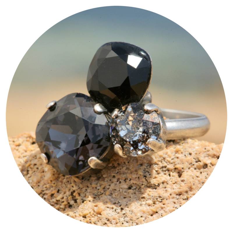 Artjany Ring Swarovski Crystals Black Patina Mix Silber von artjany