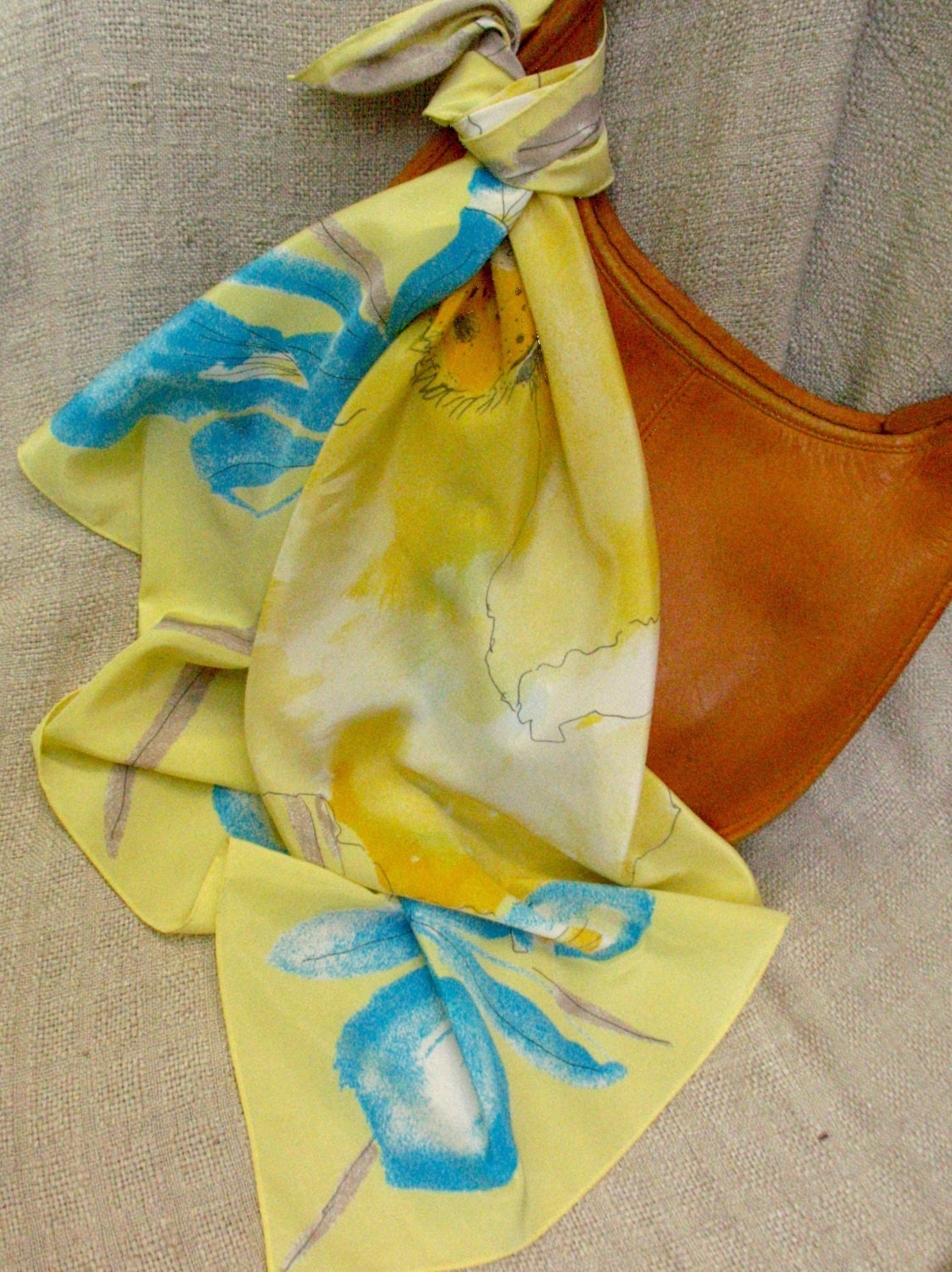 Vera Neumann 60S Eckiges Tuch, Gelber Blumenmohn Iris Versandkostenfrei Continental Usa, Varesa Von Vera, Kopftuch, Furoshiki von artywear