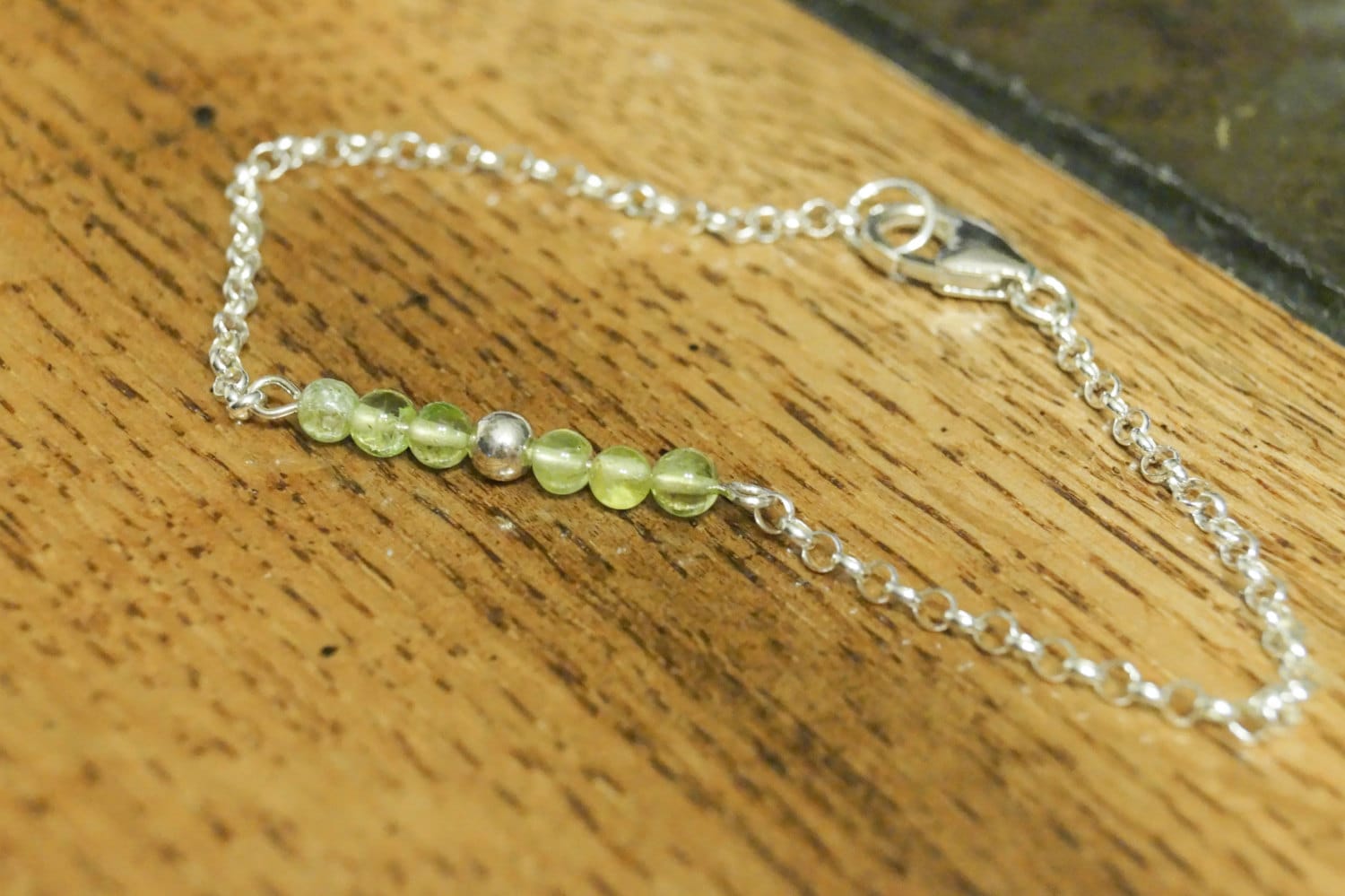 Peridot-Grün Et Sterling Silber Armband Peridot-Grün Et Sterling Silber Armband von atcreadinginthewoods