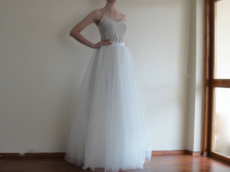 Tüll Elfenbein Braut Lang Damen Voll Bodenlänge Brautrock, Hochzeit Brautjungfern Tutu Kleid, Pluse Größe Erwachsene Extra Lagen Unterrock Petticoat von atelierLenaZh