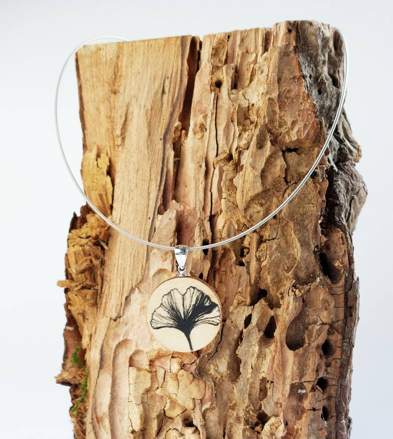 Halskette Gingko von atelierichbin