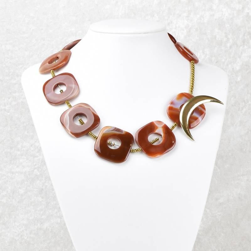 Extravagante Karneol-Kette Mit Goldfarbener Mondsichel, Unikat von atelieriede