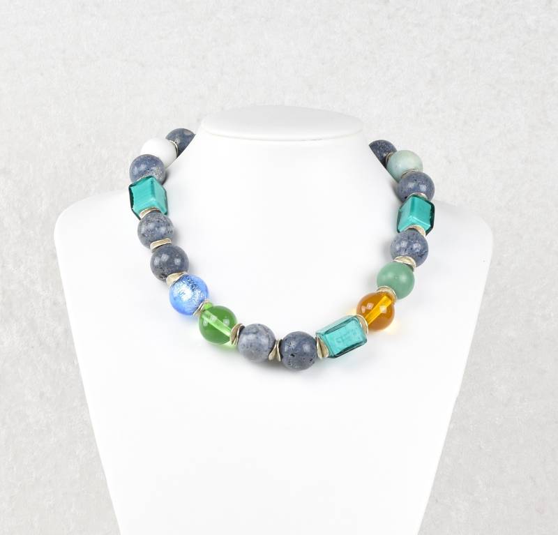 Gemischte Halskette Aus Edelsteinen Und Murano-Glas-Elementen von atelieriede