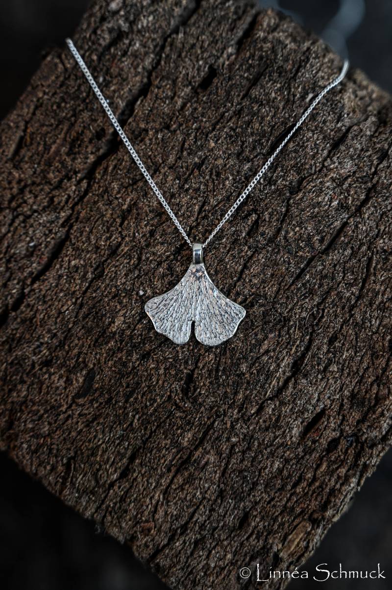 Feiner Anhänger Original Gingkoblatt Aus Sterlingsilber Von Atelier Linnéa Feiner Anhänger Original Gingkoblatt Aus Sterlingsilber Von Atelier Linnéa von atelierlinnea