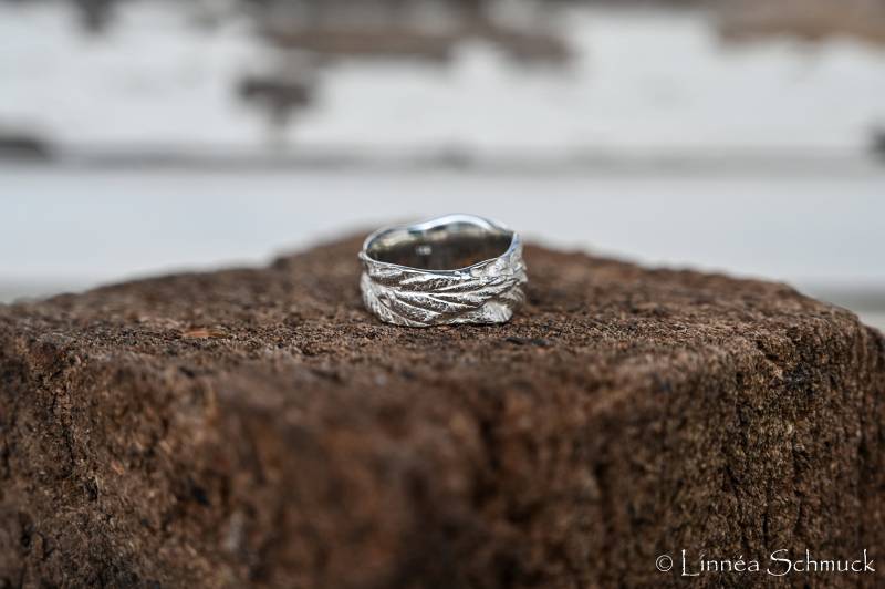 Ring Mit Original Blattstruktur "Himbeer" Aus Sterlingsilber Von Atelier Linnéa Ring Mit Original Blattstruktur "Himbeer" Aus Sterlingsilber Von Atelier Linnéa von atelierlinnea