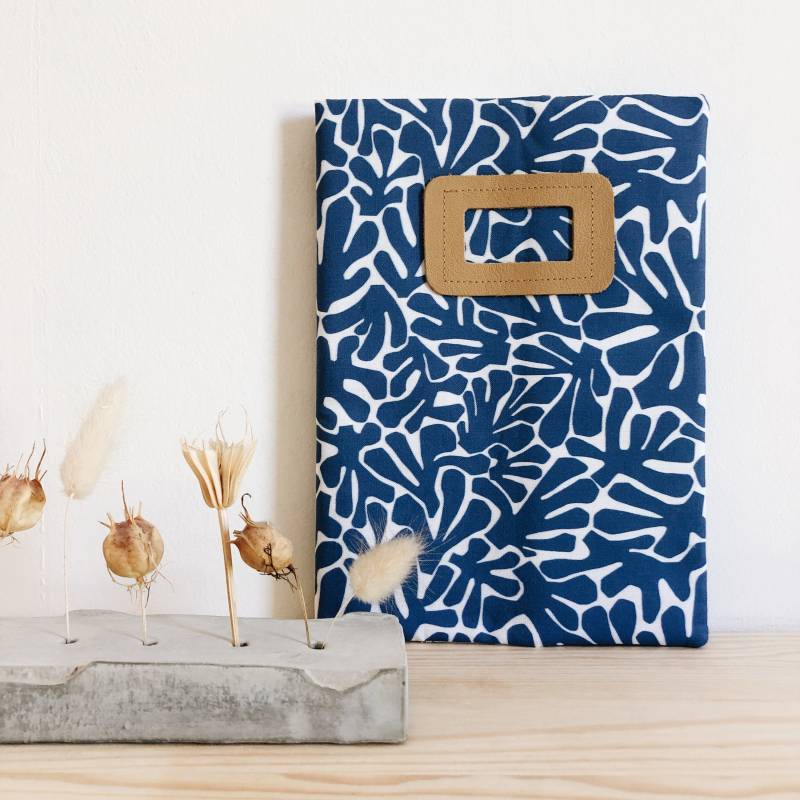 Cover Des Klein-Gesundheitsbuchs von ateliervingtsept