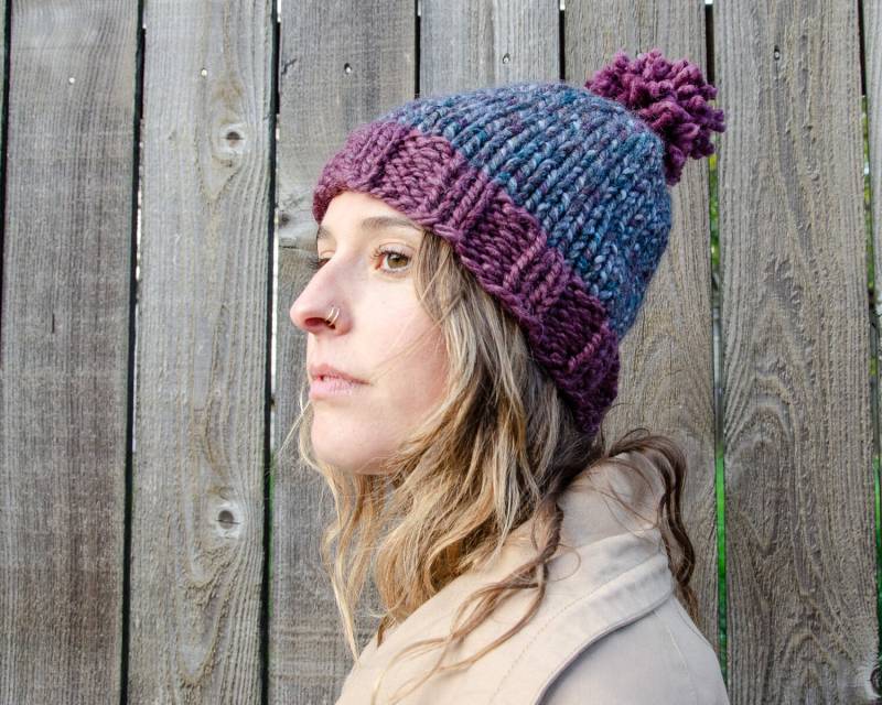 Grau Stricken Hut Mit Lila Trim - Boho Stricken Mütze Geschenk Für Sie Unter 50 Weihnachtsgeschenk Frau Gestrickte Grau Stricken Hut Mit Lila Trim - Boho Stricken Mütze Geschenk Für Sie Unter 50 Weihnachtsgeschenk Frau Gestrickte von atizayknits