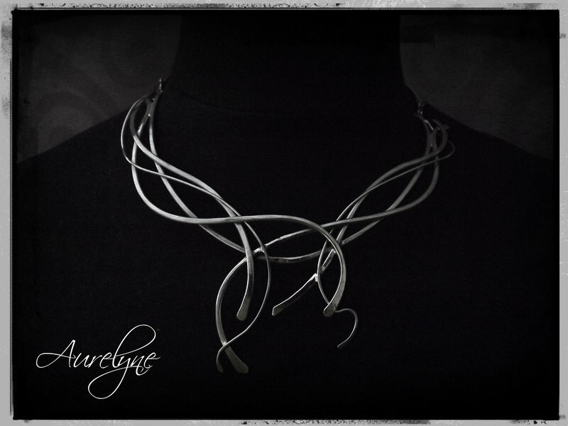 Arkane Edelstahlkette „Der Gehängte" Magisch Elfenhaft Traumhaft Mystisch Arkane Edelstahlkette „Der Gehängte" Magisch Elfenhaft Traumhaft Mystisch von aurelynebijoux