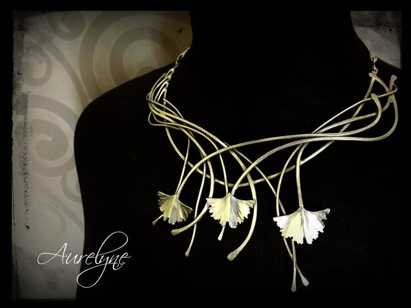 Elfen-Hochzeitskette Aus Ginkgo-Edelstahl, Märchen „Die Muse Des Neuen Jahrhunderts", Ginkgo-Biloba-Blätter, Keltisch, Magisch, Handgefertigt Elfen-Hochzeitskette Aus Ginkgo-Edelstahl, Märchen „Die Muse Des Neuen Jahrhunderts", Ginkgo-Biloba-Blätter, Keltisch, Magisch, Handgefertigt von aurelynebijoux