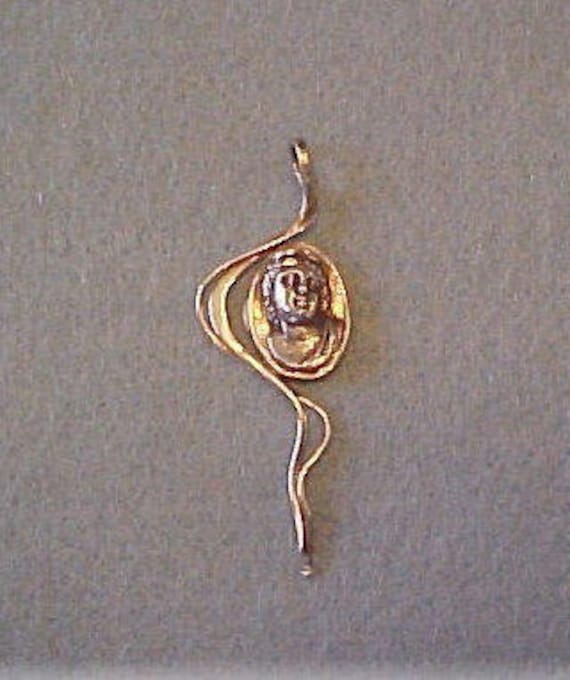 Cameo Wirbel Cameo Wirbel von averidesigns