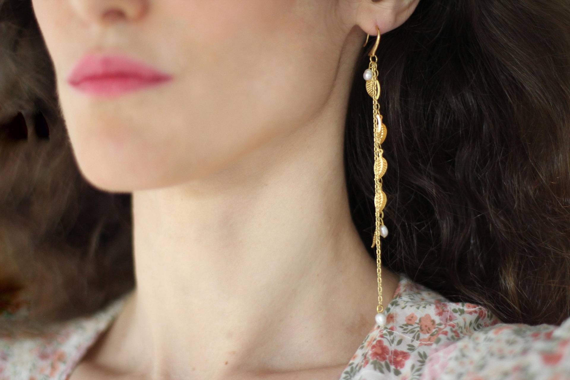 Blatt Wasserfall Ohrringe, Braut Blätter Kette Perlen Brautschmuck, Hochzeit Perle, Lange Boho Gold Ohrringe von avigailadam
