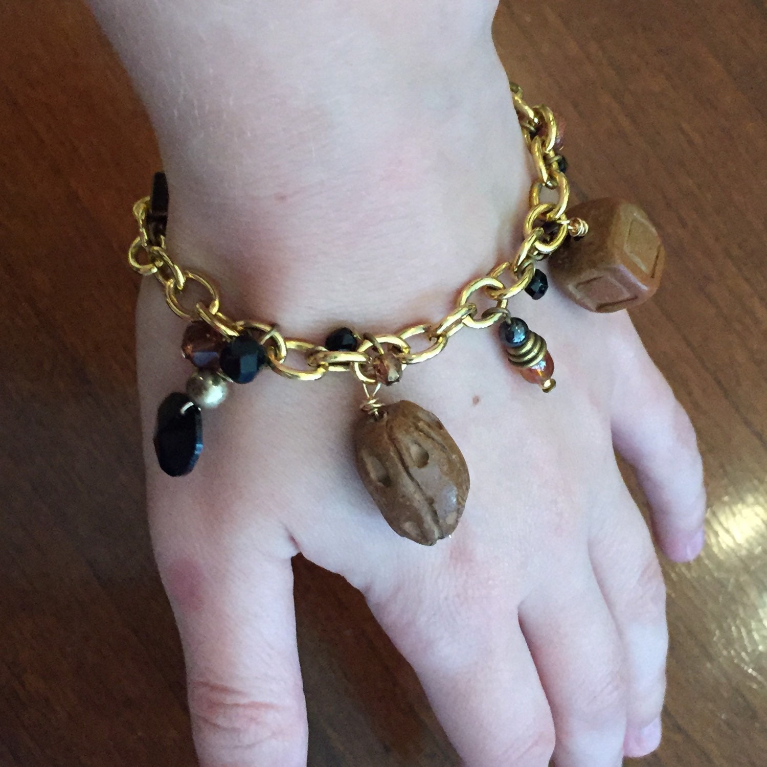 Von Der Erde Armband Von Der Erde Armband von avivaleahart