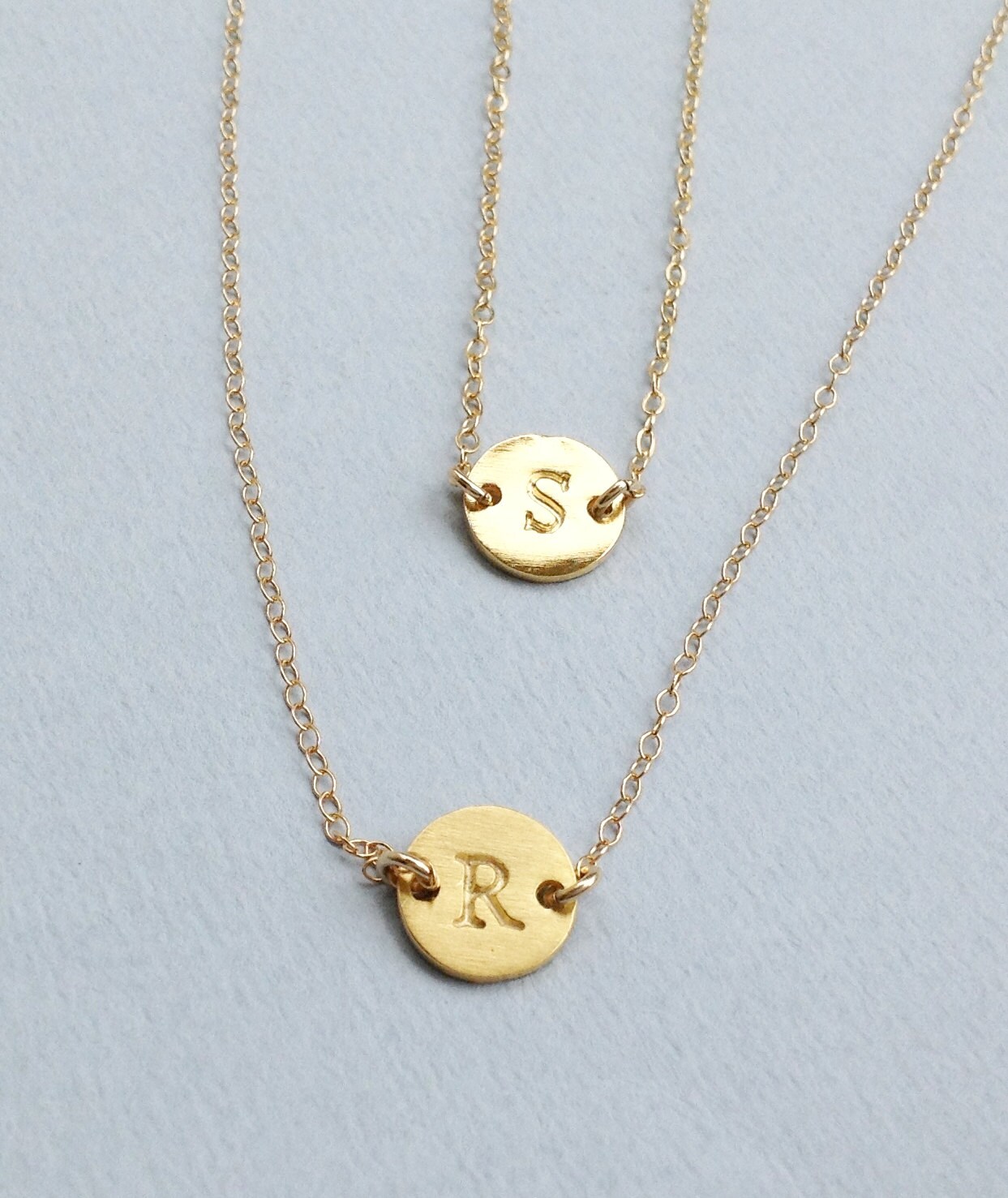 Anfängliche Scheibe-Halskette, Halskette, Goldene Schallplatte Anfangs, Gold Gefüllt Oder Sterling Silber Anfängliche Scheibe-Halskette, Halskette, Goldene Schallplatte Anfangs, Gold Gefüllt Oder Sterling Silber von avnisme