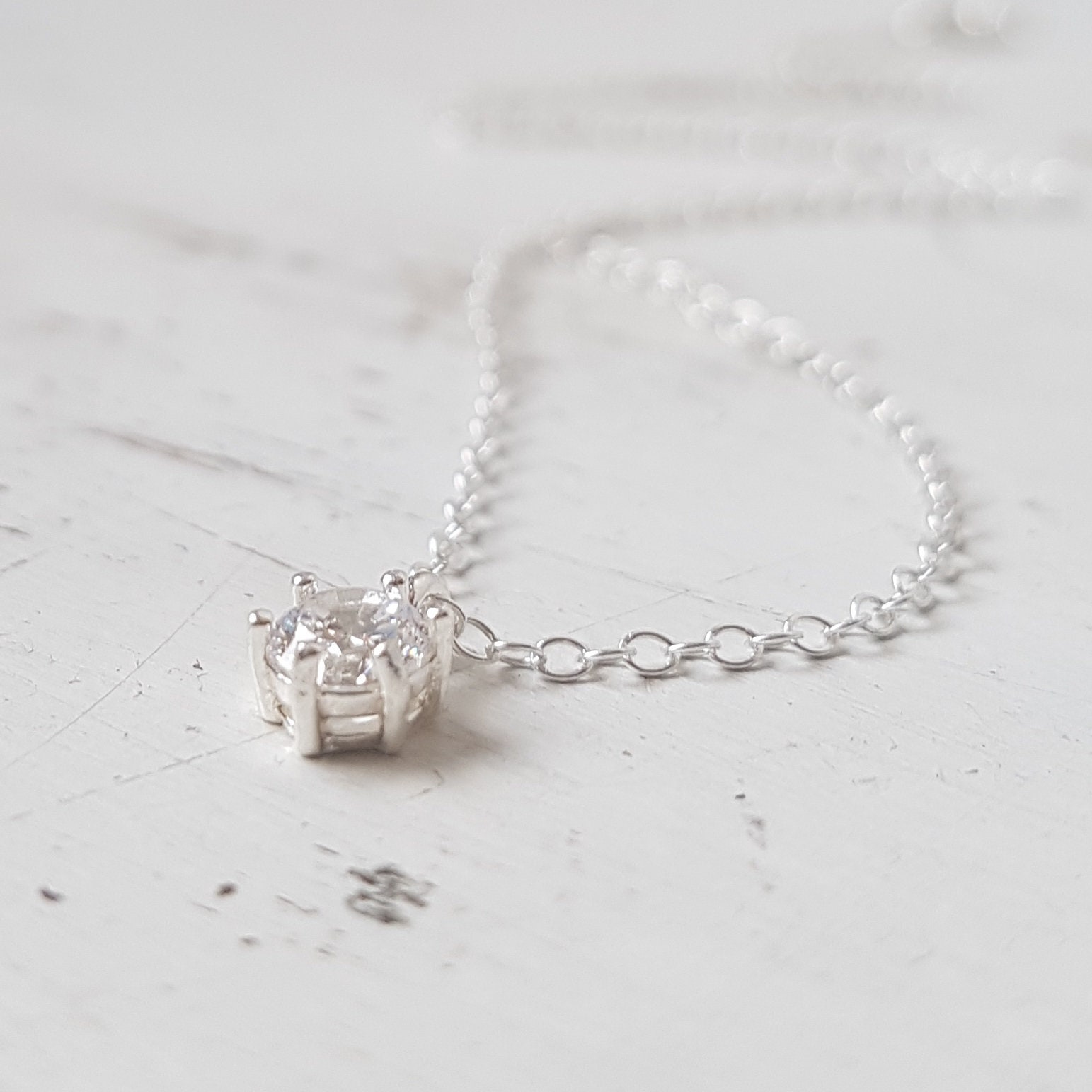 Cz-Diamant-Halskette, Silberkette Solitär, Zarte Silber Halskette, Zirkonia, Minimalist Halskette Cz-Diamant-Halskette, Silberkette Solitär, Zarte Silber Halskette, Zirkonia, Minimalist Halskette von avnisme