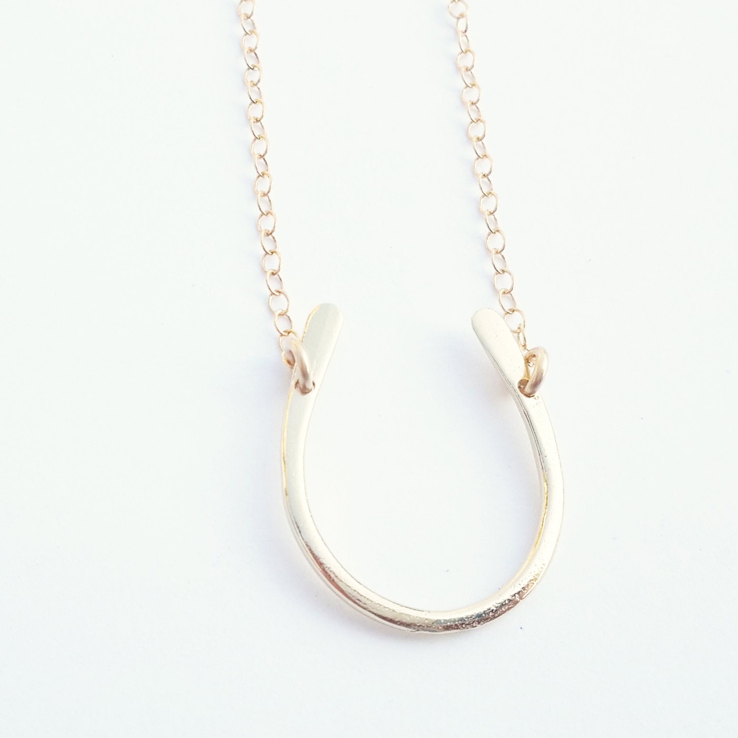 Hufeisen Sie, Kette, Charm Hufeisen, Luck-Kette, Glücksbringer, Gold Glücksbringer Goldkette, Layering Geschenk Für Sie Hufeisen Sie, Kette, Charm Hufeisen, Luck-Kette, Glücksbringer, Gold Glücksbringer Goldkette, Layering Geschenk Für Sie von avnisme