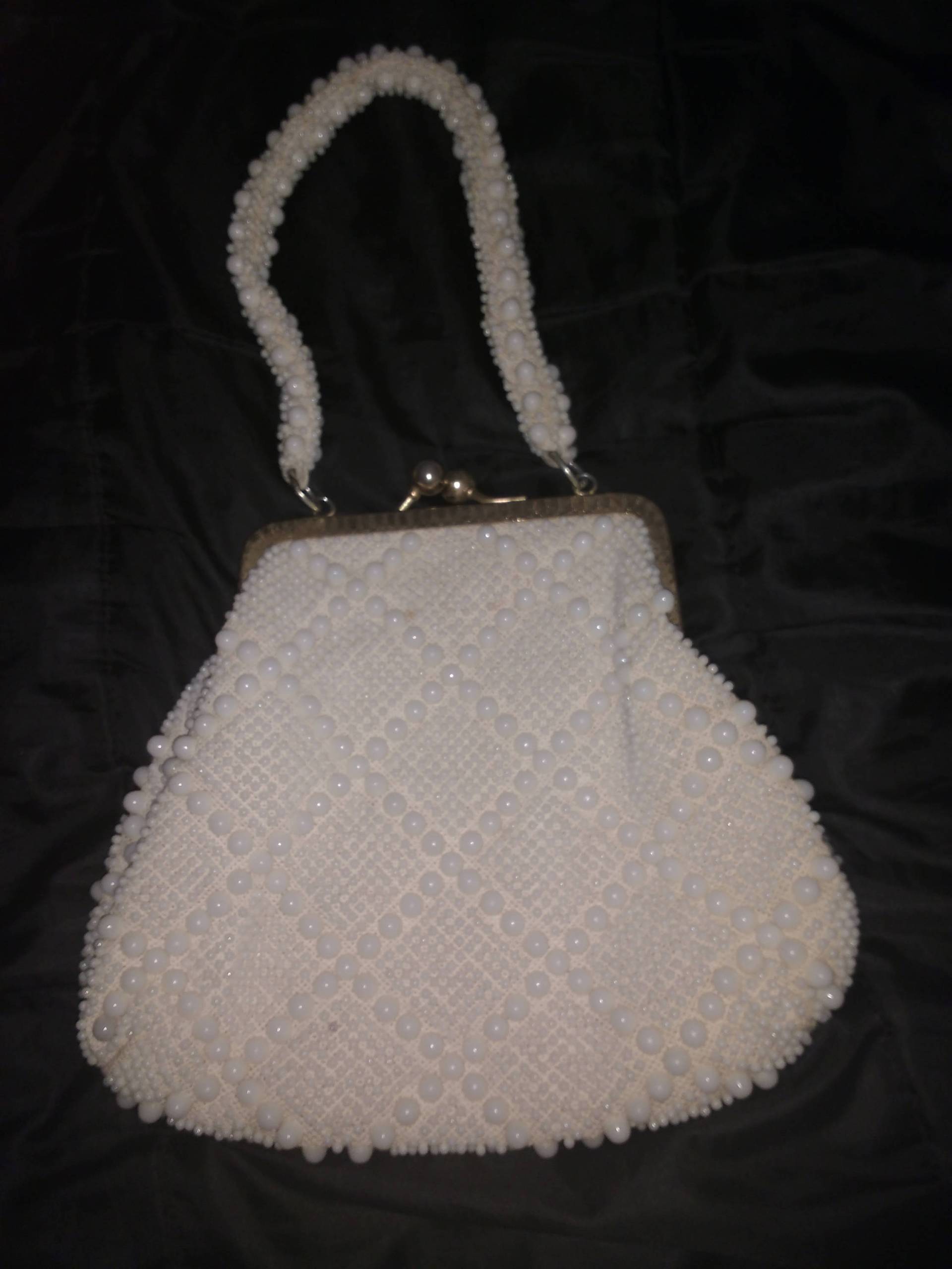 1950S Perlen Geldbörse Rautenmuster, Vintage Hochzeits-Accessoire 1950S Perlen Geldbörse Rautenmuster, Vintage Hochzeits-Accessoire von avogadroshill