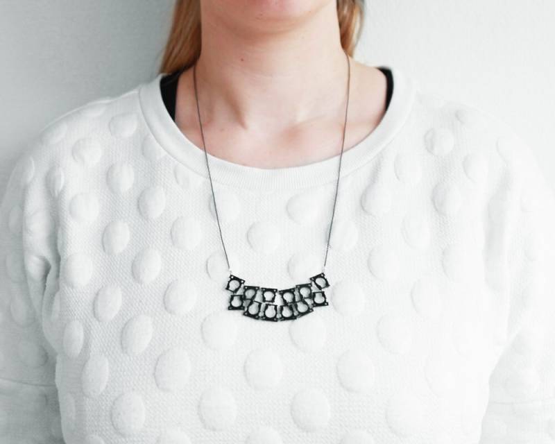 Lange Kette Von Computerteilen von avonduren