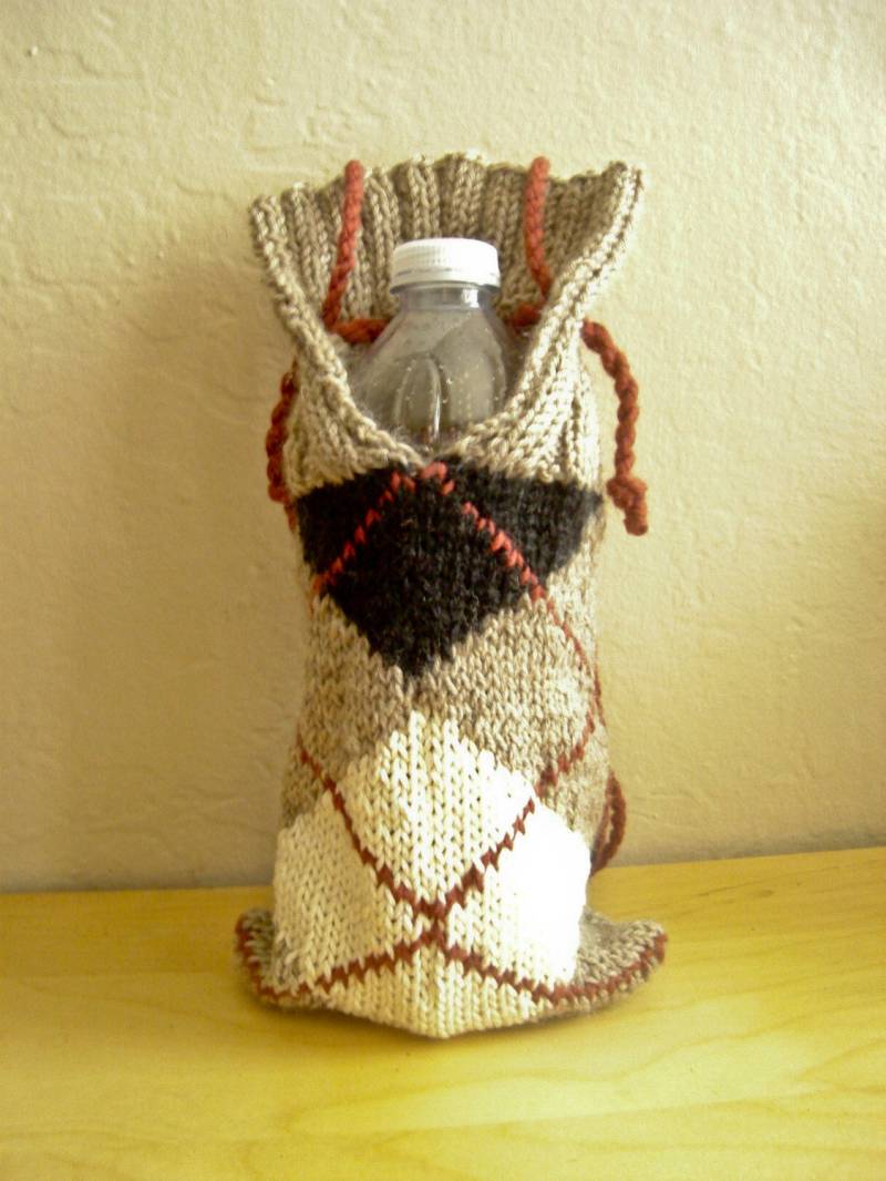 Argyle Flaschentasche Mit Riemen Argyle Flaschentasche Mit Riemen von aweebitmore