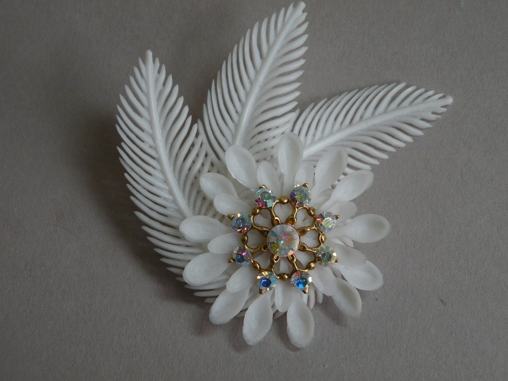 Feder & Blumen Brosche von aylacreations