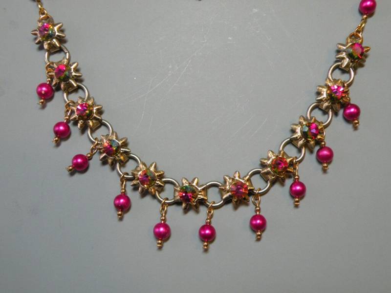 Fuchsia Kristall & Bead Halskette von aylacreations