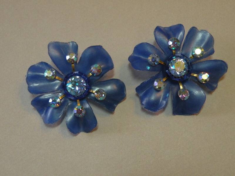 Mondschein Blumen Ohrringe von aylacreations