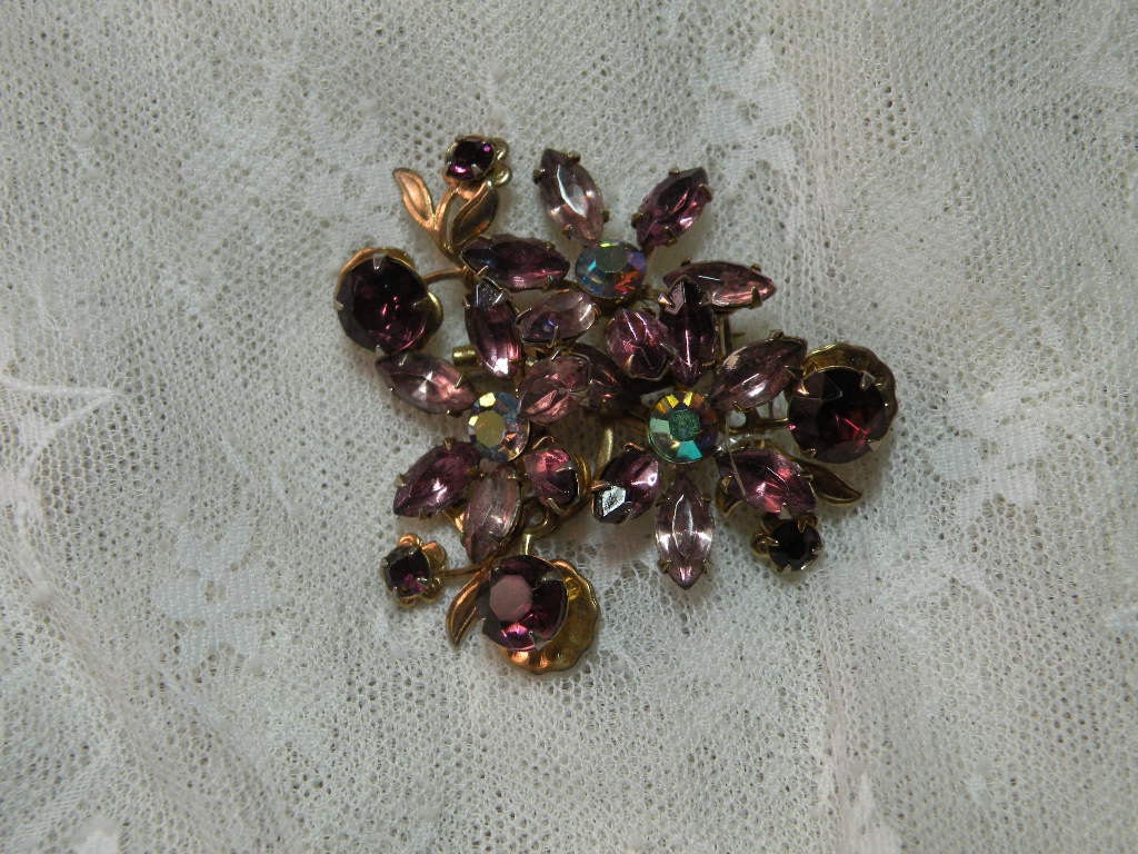 Vintage Amethyst Blumen Brosche von aylacreations