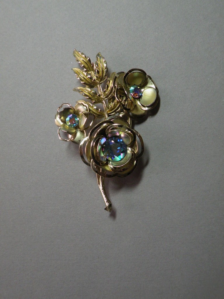 Vintage Goldene Blumen Brosche von aylacreations