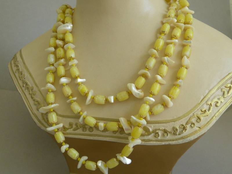 Vintage Jonquil Perlmutt-Halskette von aylacreations