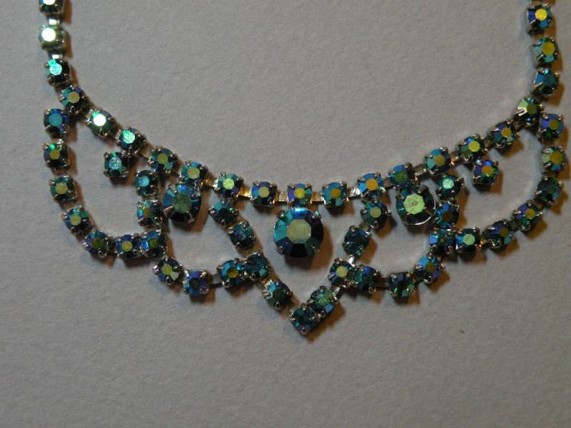 Vintage Smaragd Iris Halskette von aylacreations