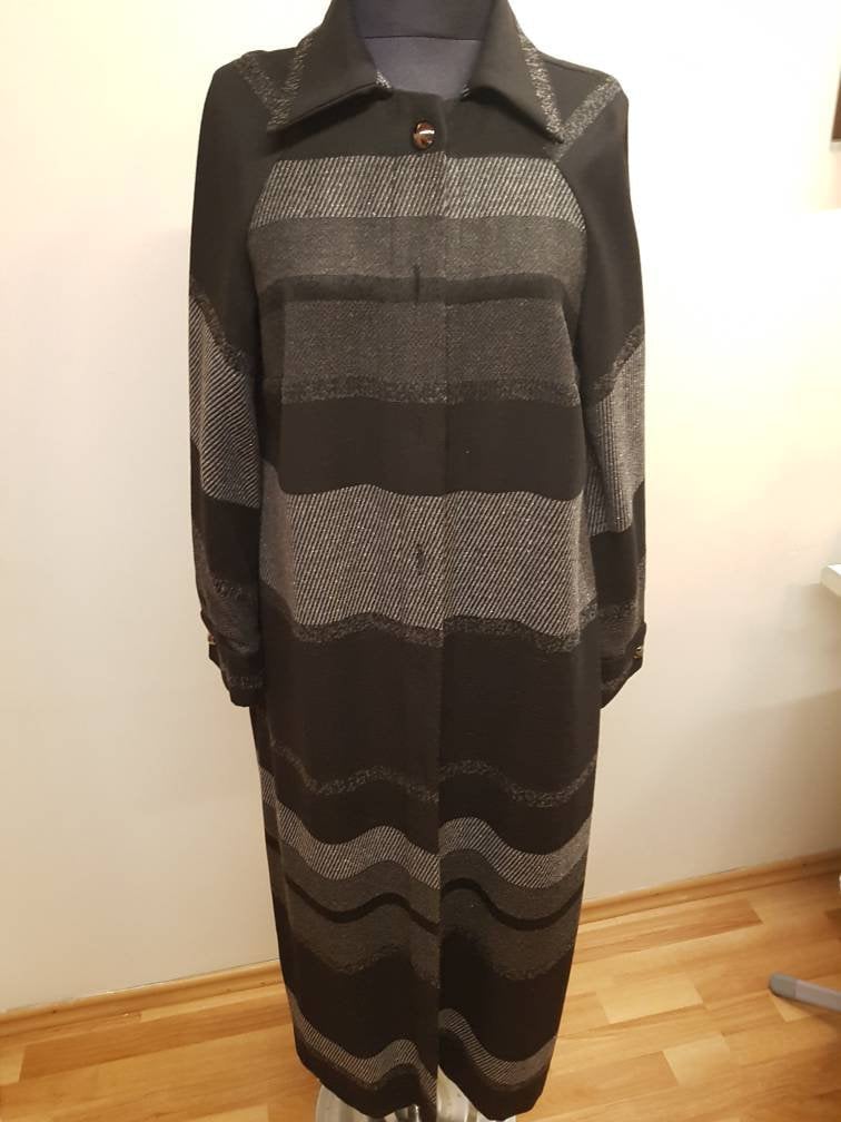 Weicher Und Warmer Mantel Dressboyu 135 cm Weicher Und Warmer Mantel Dressboyu 135 cm von ayseaydintasarim