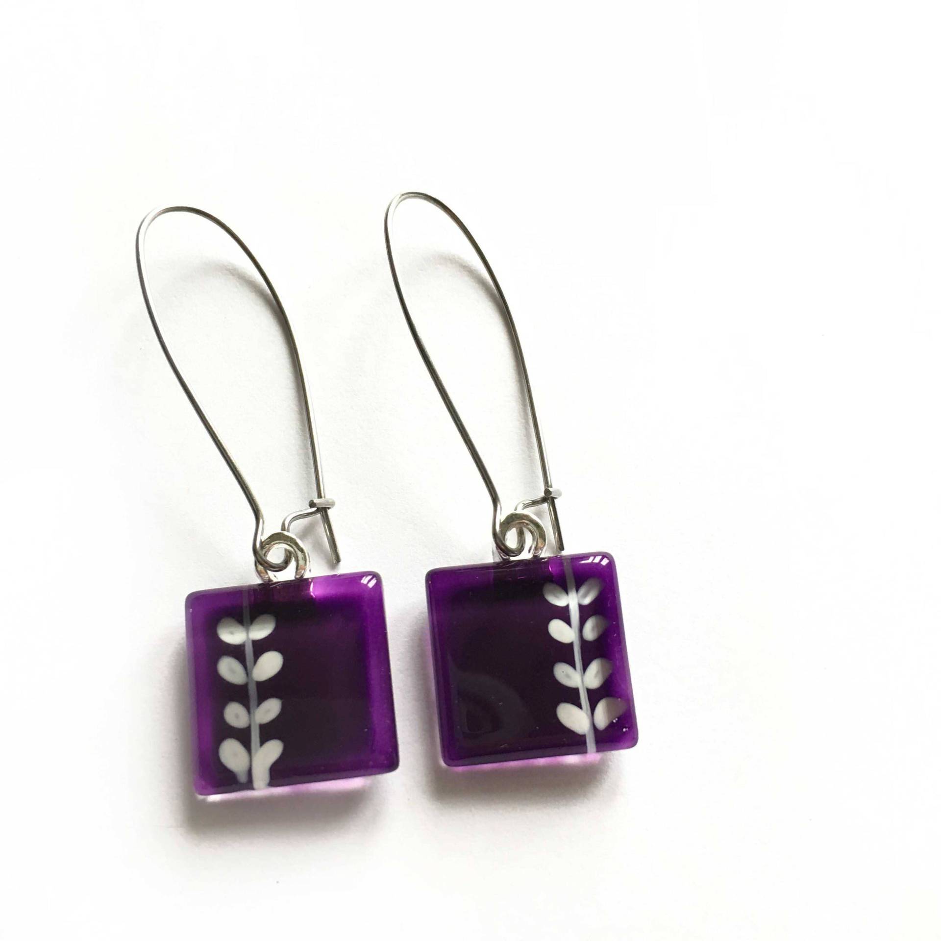 Boucles D'oreilles Violett | Motive Feuillage Verre Peint À La Main Par Azurin von azurine