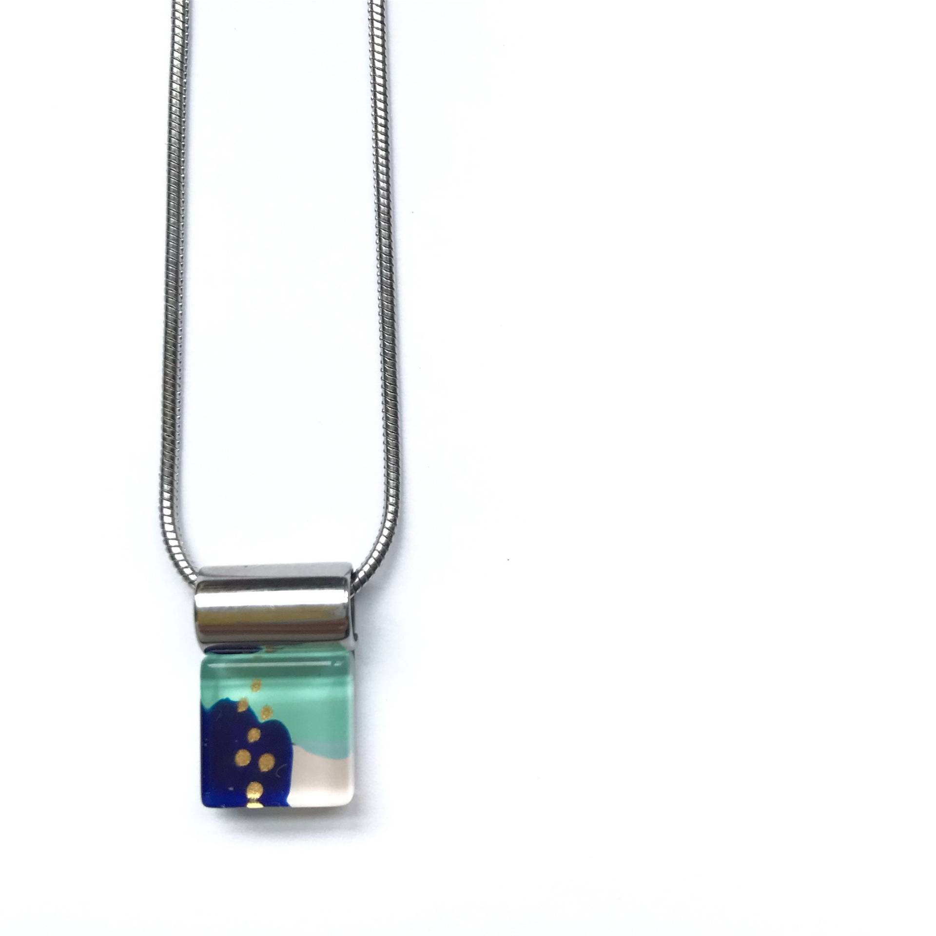 Collier Bleu Rose Verte Menthe Et Or | Minimalistisch Verre Peint À La Main Par Azurin von azurine