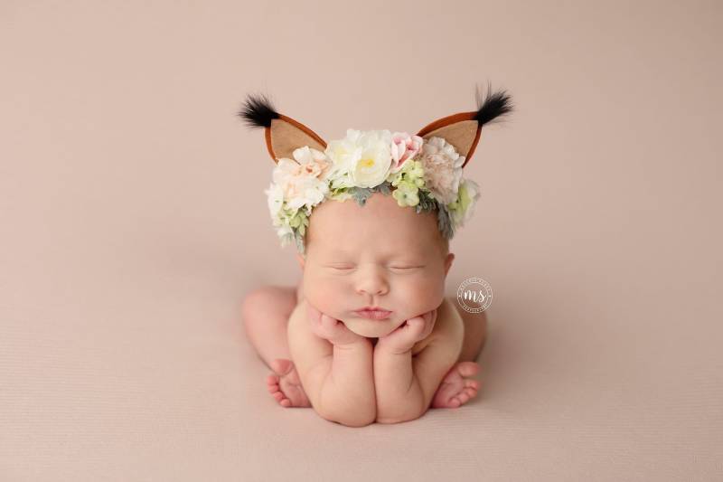 Fiona - Blush Pink Hellgrün Weiß Elfenbein Neugeborene Fuchs Ohr Blumenkrone Haarreif Halo Prop von babybirdieboutique