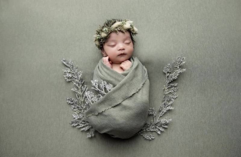 Sirenen Set Blumenkrone Aqua Mint Salbei Jersey Knit Texturierte Stretch Wrap Und Posing Stoff von babybirdieboutique