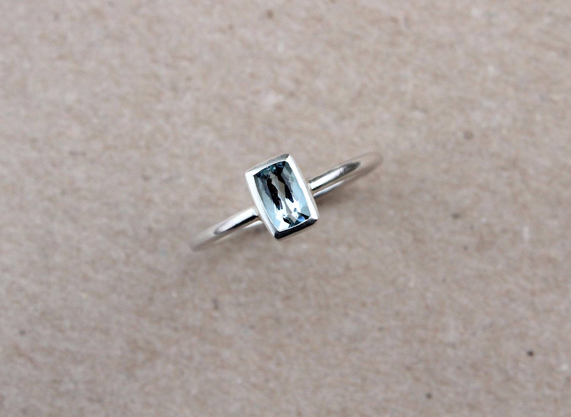 935Er Silberring Mit Aquamarin Antikschliff von badenmueller