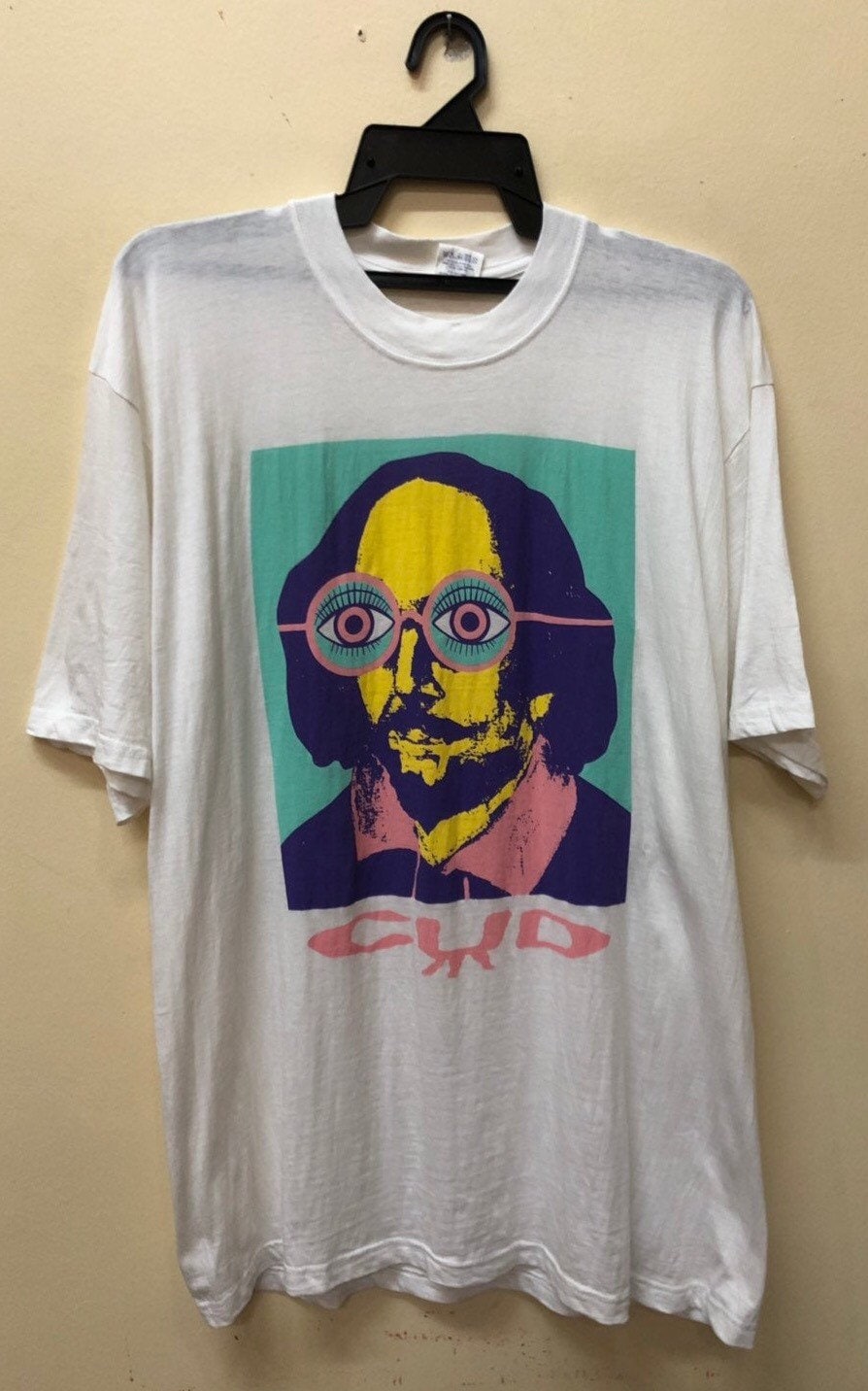 Vintage 90Er Jahre Cud Uk Bandtee Tshirt Bjork Fahrt Oasis Slowdive Straßenprediger Der Verve-Pulp-Wildleder-Elastikstich Von Widerholten Blautönen von bajulusuh