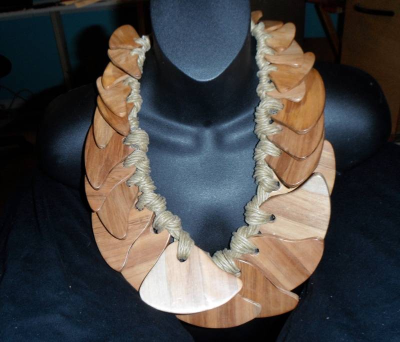 Gerda Lynggaard Monies Massiv Holz Bib Halskette Seil Deko Geometrisch Gerda Lynggaard Monies Massiv Holz Bib Halskette Seil Deko Geometrisch von bakelitecache