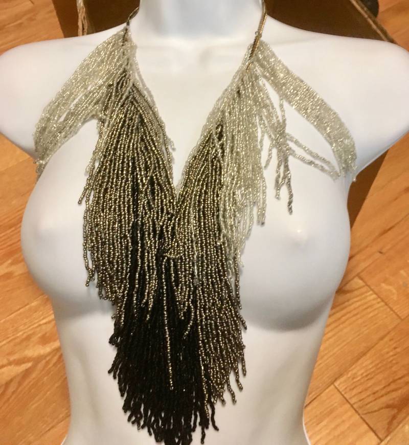 Massive Fransen Glasperlen Latzkette Body Cover Massive Fransen Glasperlen Latzkette Body Cover von bakelitecache