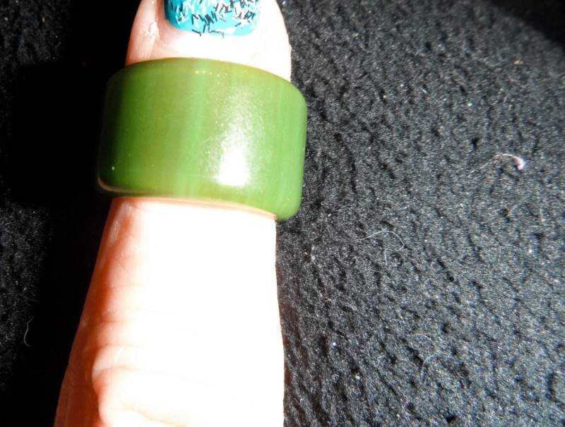 Vintage Bakelit Marmoriert Jade Grün Band Ring 6 von bakelitecache