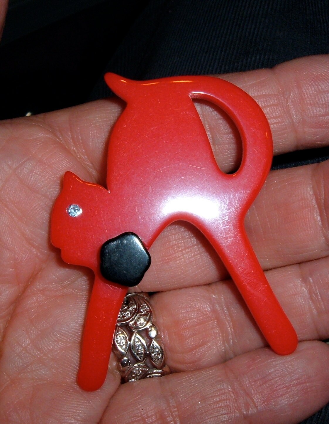 Vintage Zelluloid Rot Gewölbter Kitty Katzenstift Strasssteinaugen von bakelitecache