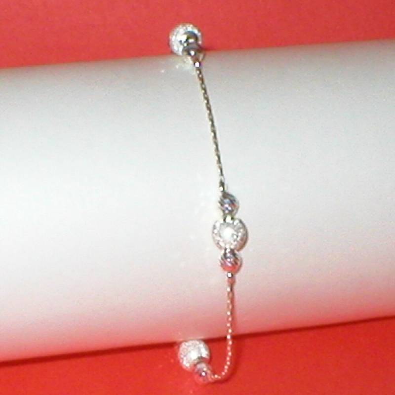 3 Stück Sterlingsilber 925 Kette Mit Diamanten Und Laser Cut Beads Armbänder Lot - Custom Made Auf Ihre Größe Free Shipping Worldwide 3 Stück Sterlingsilber 925 Kette Mit Diamanten Und Laser Cut Beads Armbänder Lot - Custom Made Auf Ihre Größe Free Shipping Worldwide von ballisilver