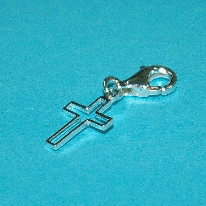 6 Stück Sterling Silber 925 14mm Cut Out Cross Clip Auf Charm Anhänger Mit 11mm Hummer Verschlüsse. Real Silver - Kostenloser Versand Weltweit 6 Stück Sterling Silber 925 14mm Cut Out Cross Clip Auf Charm Anhänger Mit 11mm Hummer Verschlüsse. Real Silver - Kostenloser Versand Weltweit von ballisilver