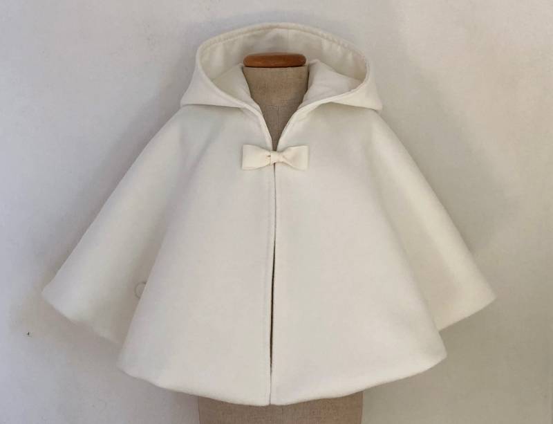 Taufe Cape Taufmantel Jacke Herbst Winter Leni von bambiniinfesta